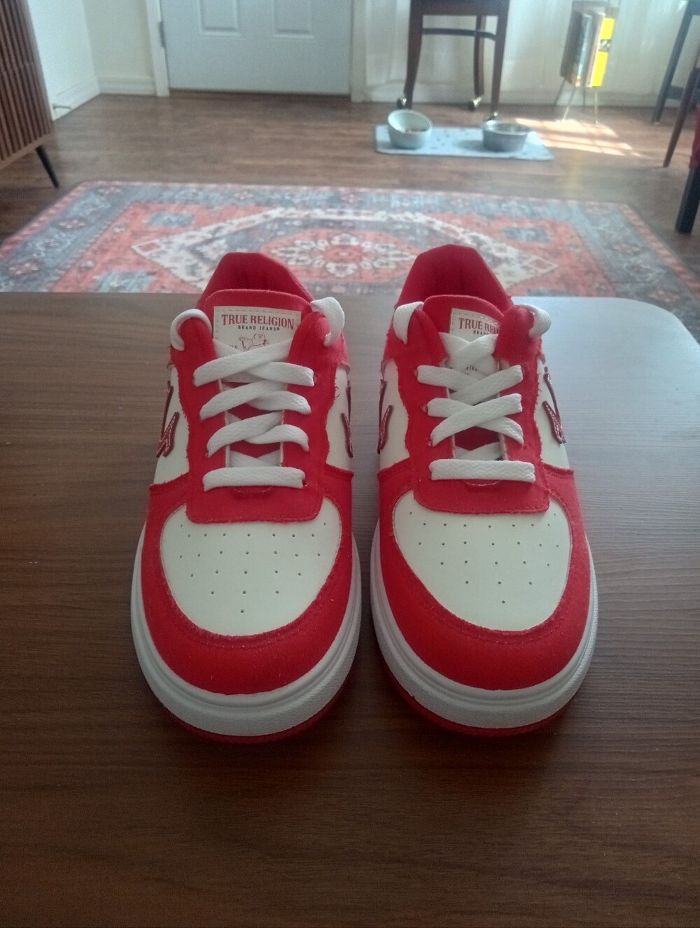 True Religion Women's Sneakers Size 8 Red/White Low-Top Sneakers Classics - Picture 3 of 7